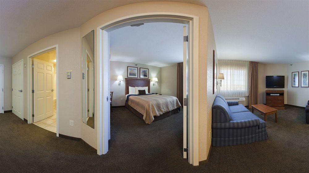 Candlewood Suites Cheyenne, An Ihg Hotel Exterior photo
